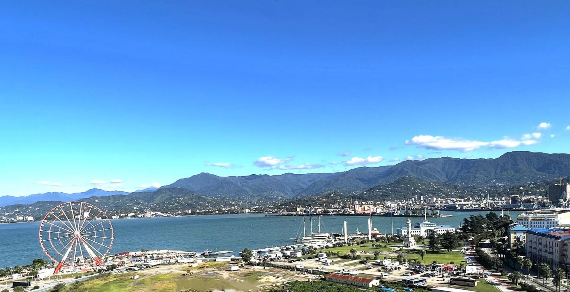 Apartments With Sea And Mountain Views, Portа Batumi Tower Exterior foto